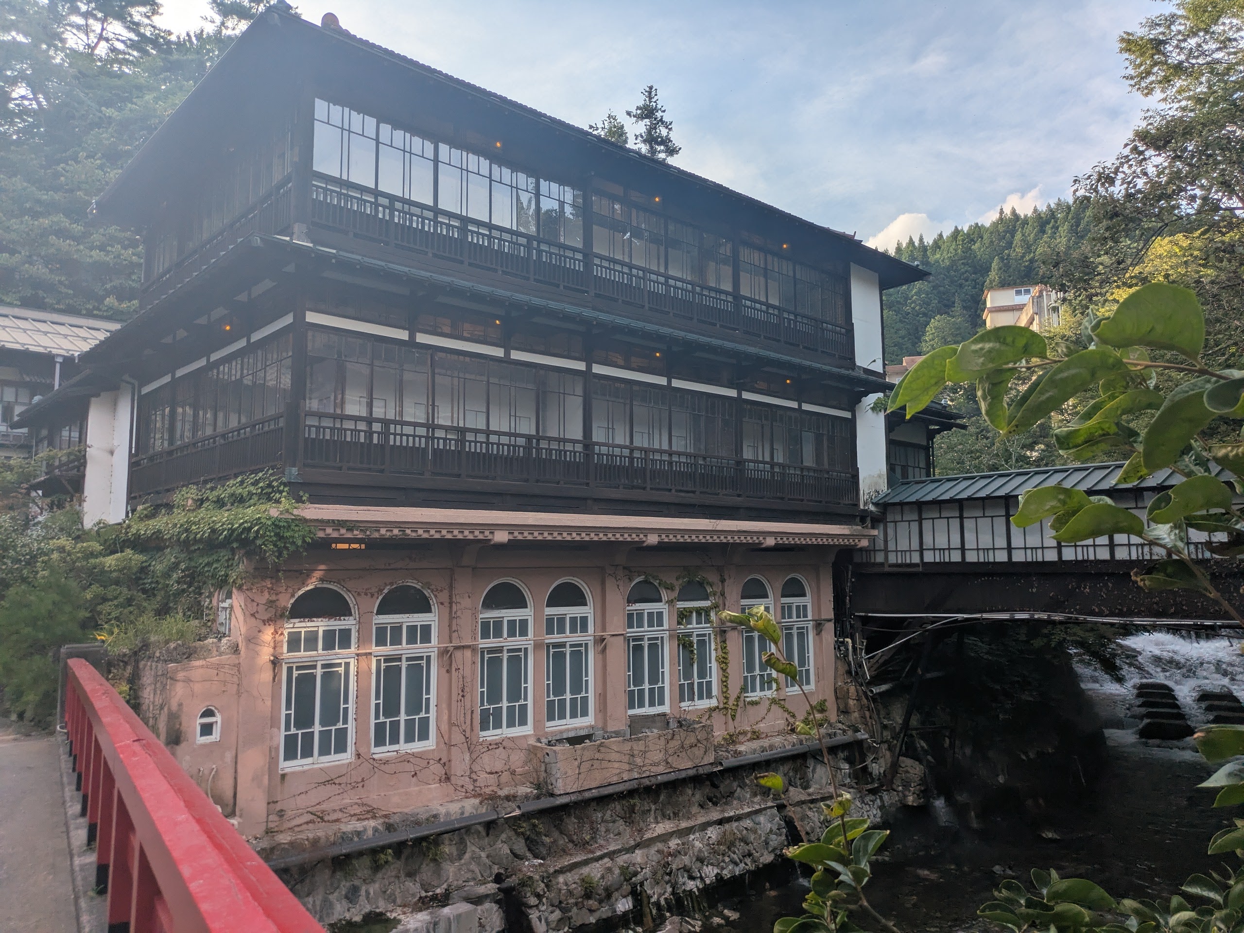 四万温泉